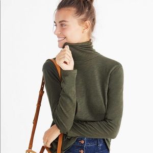 NWT Madewell Whisper Turtleneck